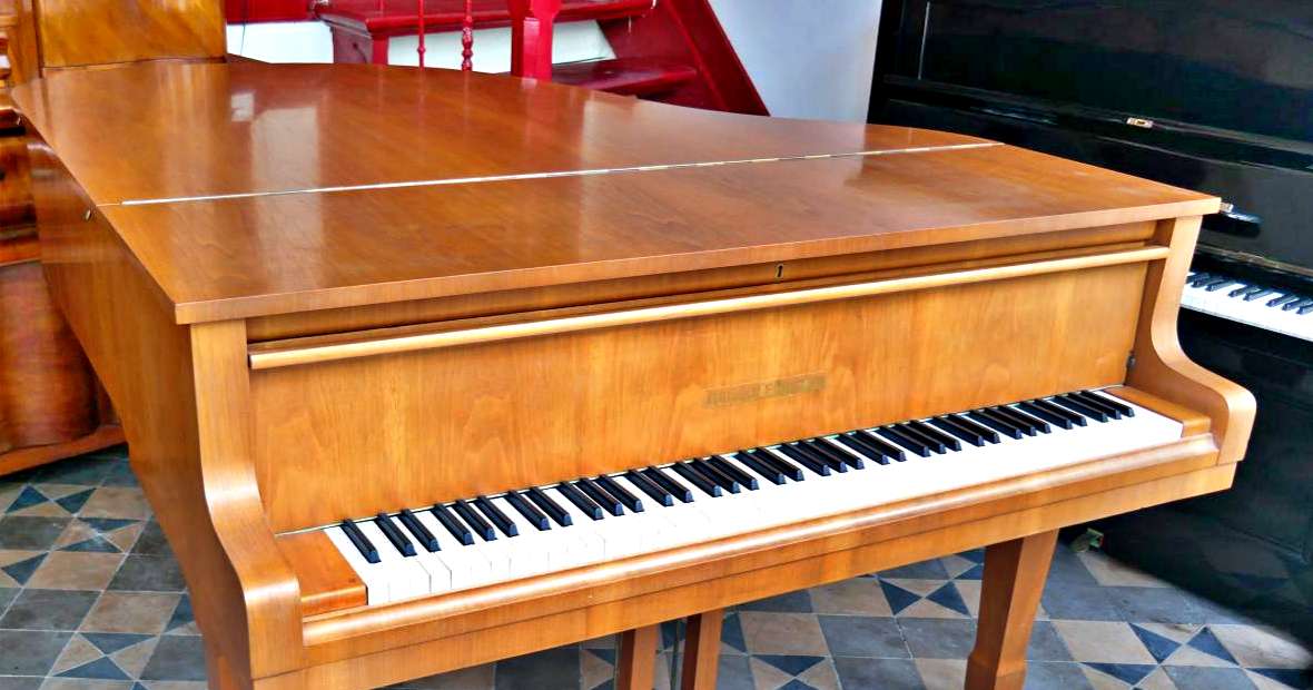 august-forster-vleugel-piano_high-quality-sound